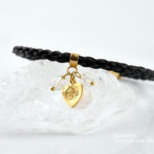 Pferdehaar Armband halbrund geflochten mit OM- Symbol vergoldet