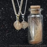 Galaxita – Kleiner Anhänger mit Tierhaar - Sterlingsilber