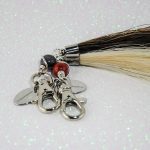 Glückssträhne mit Edelstein aus Pferdehaar