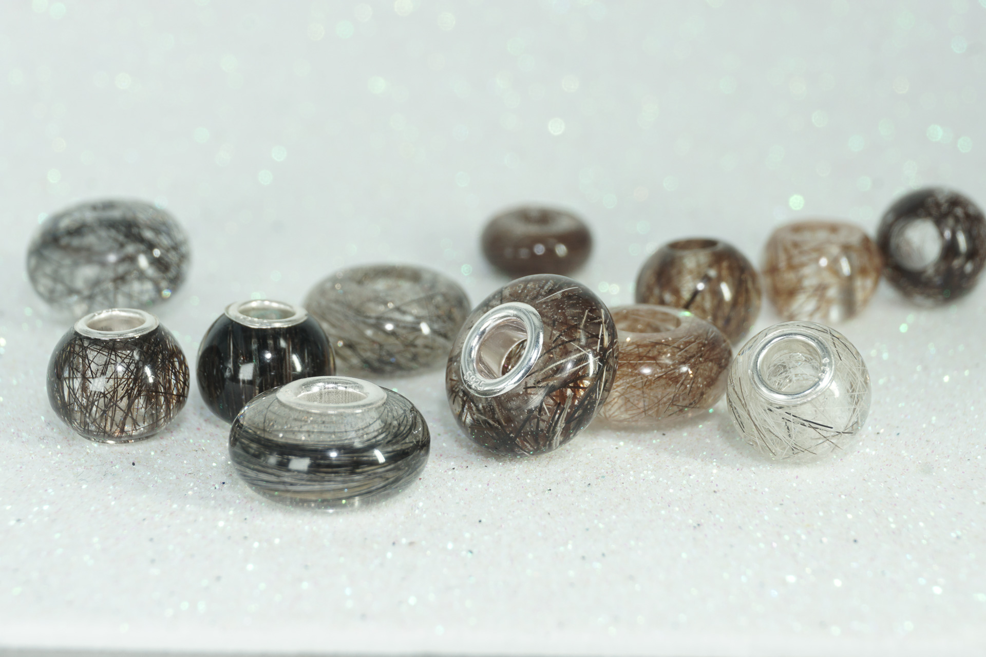 EquiBeads Großlochperlen mit Tierhaar - Tierhaaarschmuck