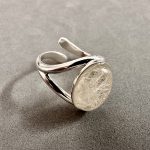 Ring Ceres 10 x 15 mm mit Tierhaar oder Asche, in 925 Sterlingsilber gefasst